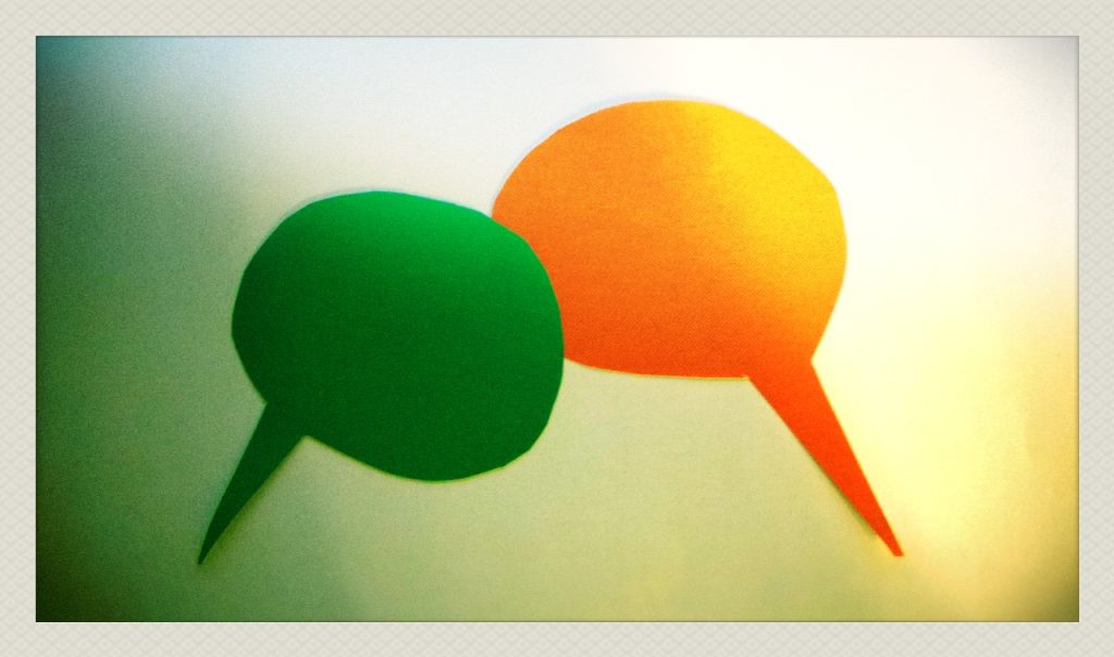 illustration of two talk bubbles